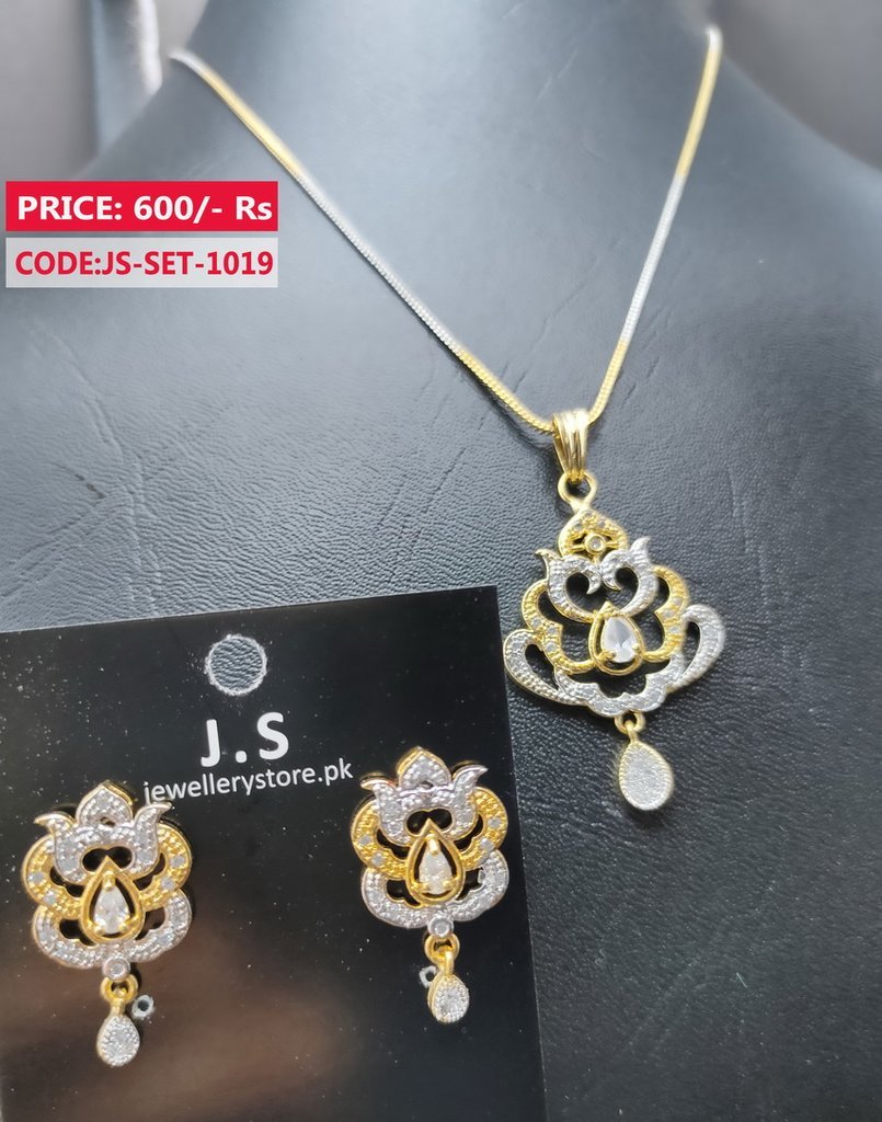 Finest Luxury Wedding Wear Crystal Stones Necklace Set Price In Pakistan J S Jewellery Store Pk Finest Luxury Wedding Wear Crystal Stones Necklace Set Price In Pakistan J S Jewellery Store Pk