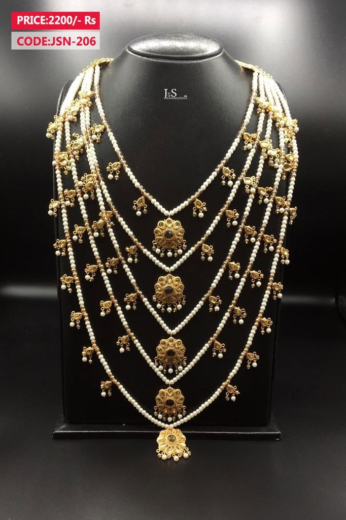 Multiple Layer Necklace Set For Wedding Season With Multi-Chain Price ...