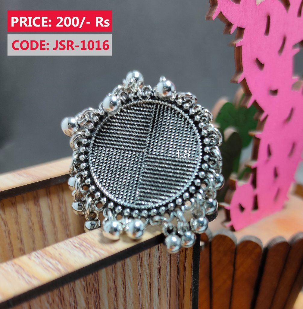 Pakistani silver on sale rings design
