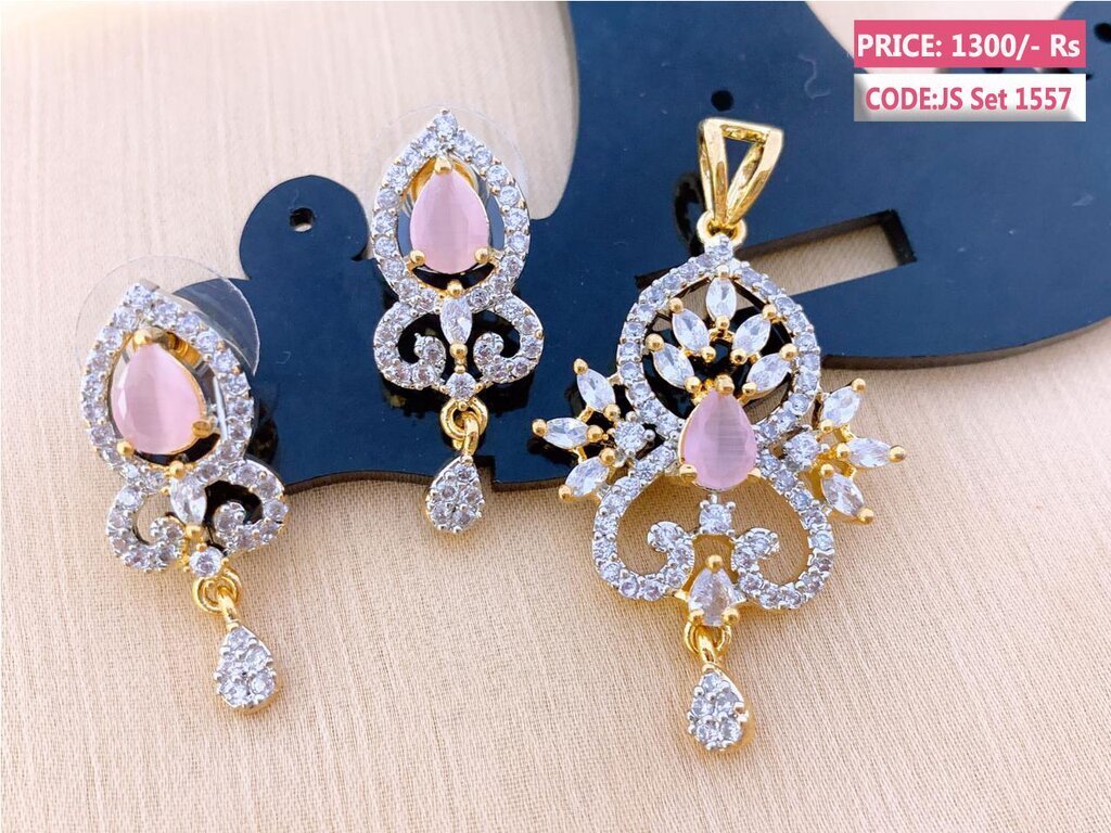JS-Set-1557