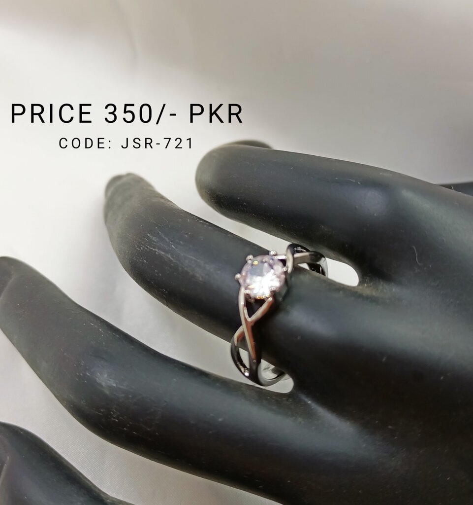 Diamond and Sapphire Ring – FabOn5th.com