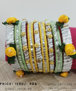 Party Wear Golden Hand Made Bangles Set