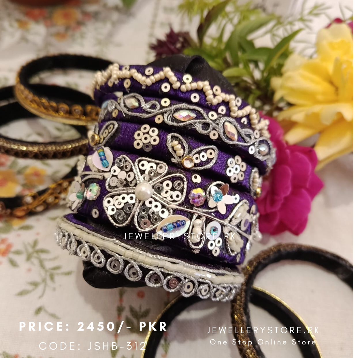 hand made bangles (1)