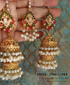 Elegant Bridal Wear Jhumka With Teeka