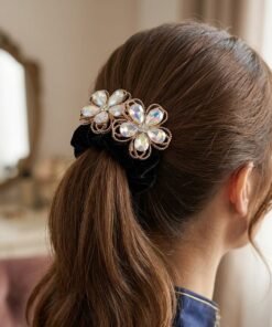 Elegant Floral Pearl Hair Pony