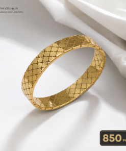 Elegant Gold-Plated 316L Stainless Steel Bracelet
