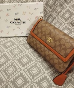 Coach Signature Canvas Crossbody Bag