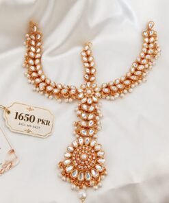 Unique Kundan Matha Patti